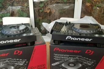 Pioneer DJ XDJRX3 Pioneer DDJREV7 DJ Kontroler Pioneer XDJ XZ Pioneer DDJ 1000 Shure BLX288SM58 Combo M17